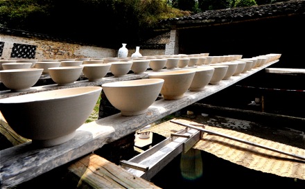 BET_7922.porcelain.bowls